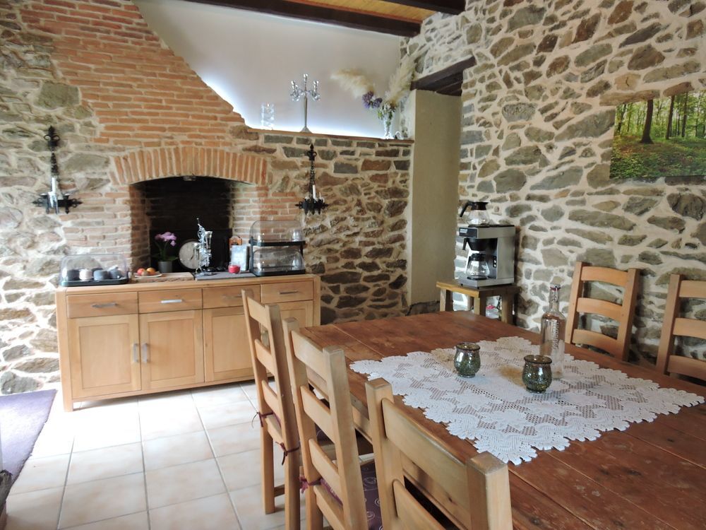 The Alpaca B&B Chalais  Exteriör bild